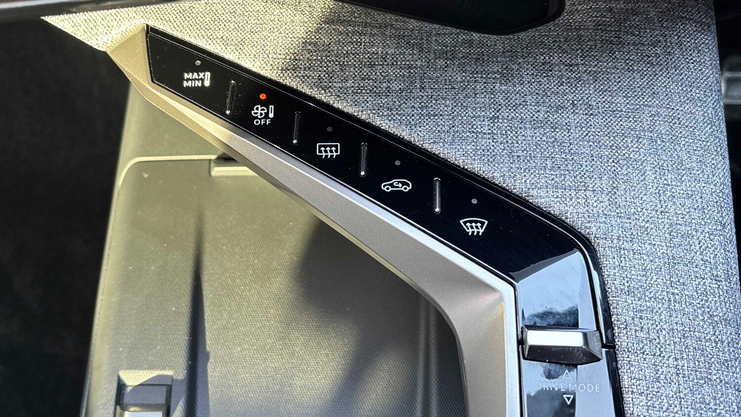 Used Peugeot 5008 2025 for sale - 77856732: Photo 33