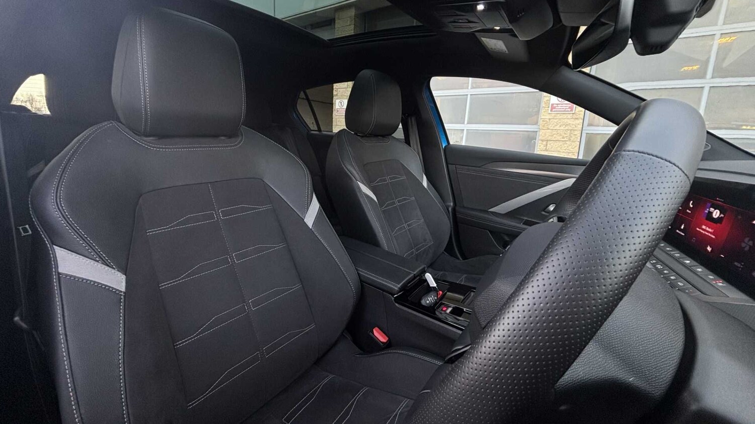 Used Vauxhall Astra for sale - 77861886: Photo 17