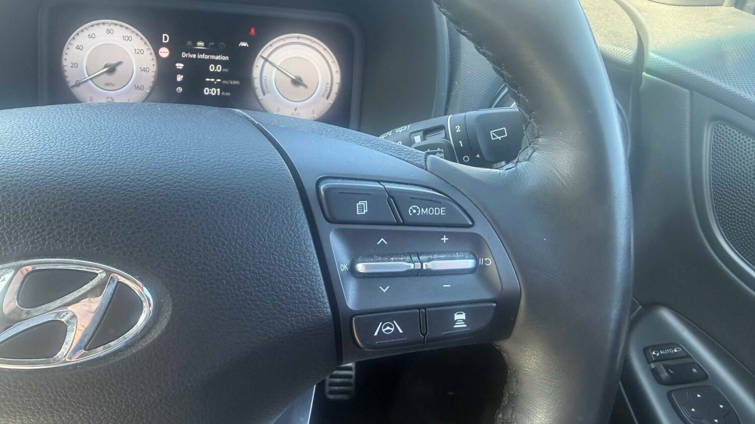 Used Hyundai KONA 2023 for sale - 78118552: Photo 15