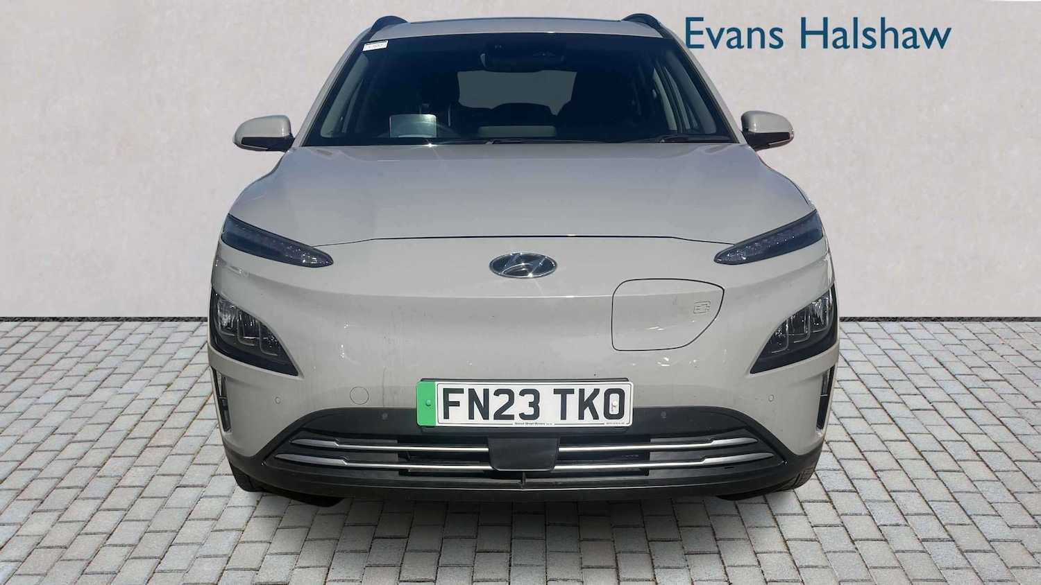 Used Hyundai KONA 2023 for sale - 78118552: Photo 2