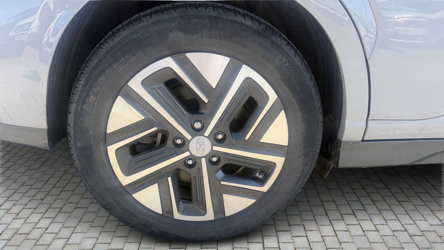 Used Hyundai KONA 2023 for sale - 78118552: Photo 8