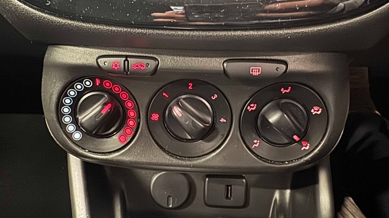 Used Vauxhall Corsa 2019 for sale - 78010138: Photo 9