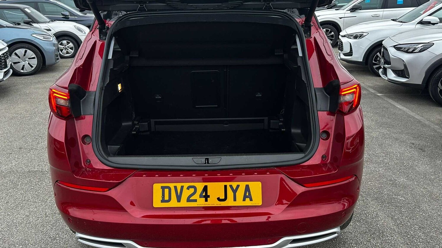 Used Vauxhall Grandland for sale - 77860034: Photo 17