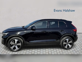Used Volvo XC40 2023 for sale - 78338000: Photo
