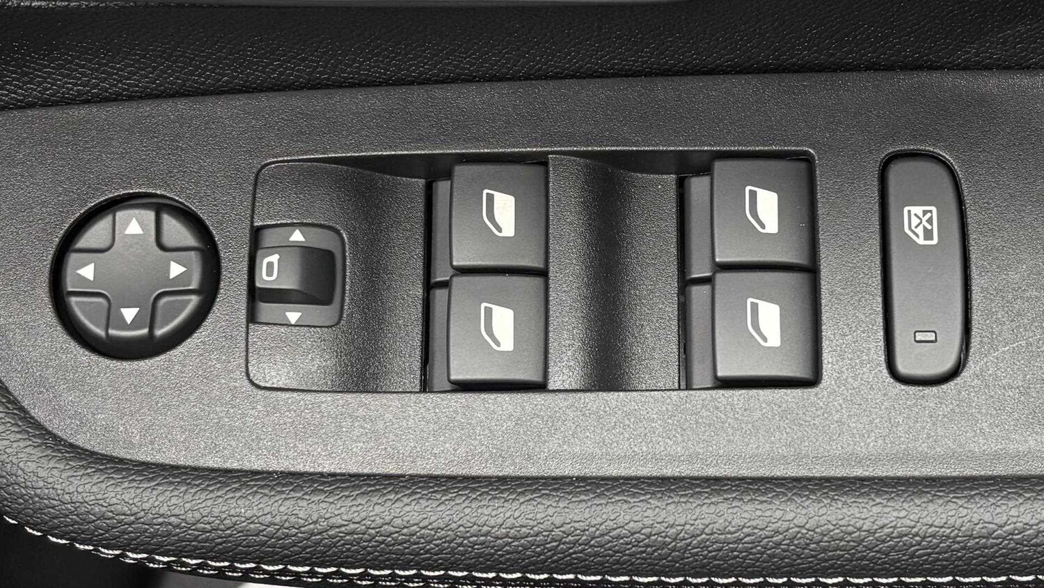 Used Vauxhall Mokka 2025 for sale - 77856455: Photo 28