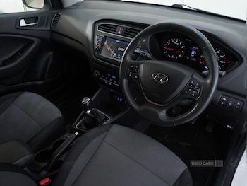 Used Hyundai i20 2019 for sale - 76825463: Photo