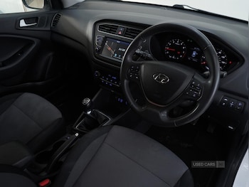 Used Hyundai i20 2019 for sale - 76825463: Photo
