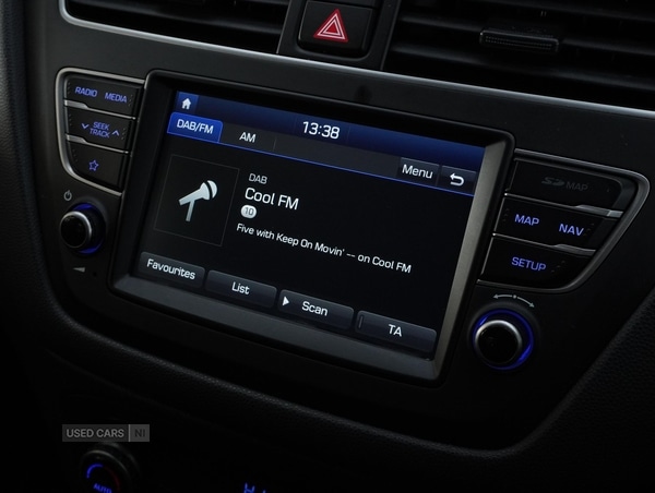 Used Hyundai i20 2019 for sale - 76802767: Photo 17