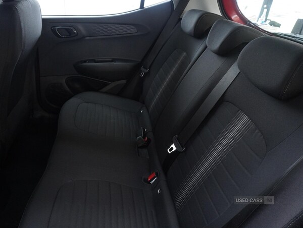 Used Hyundai i10 2022 for sale - 77306534: Photo 9