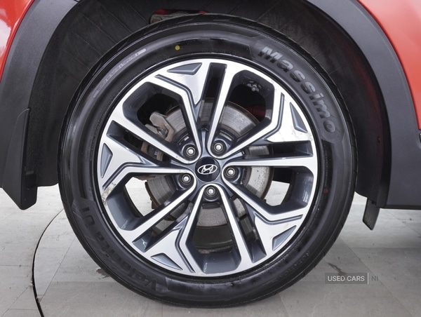 Used Hyundai Santa Fe 2018 for sale - 78186001: Photo 2