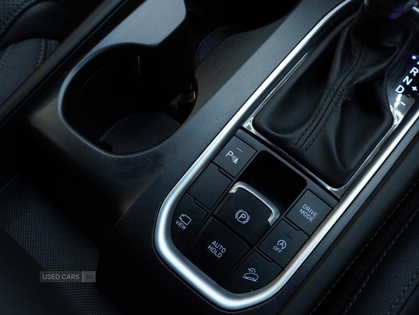 Used Hyundai Santa Fe 2018 for sale - 78186001: Photo 24