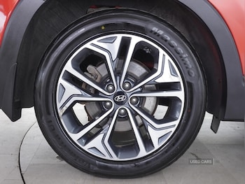 Used Hyundai Santa Fe 2018 for sale - 78186001: Photo