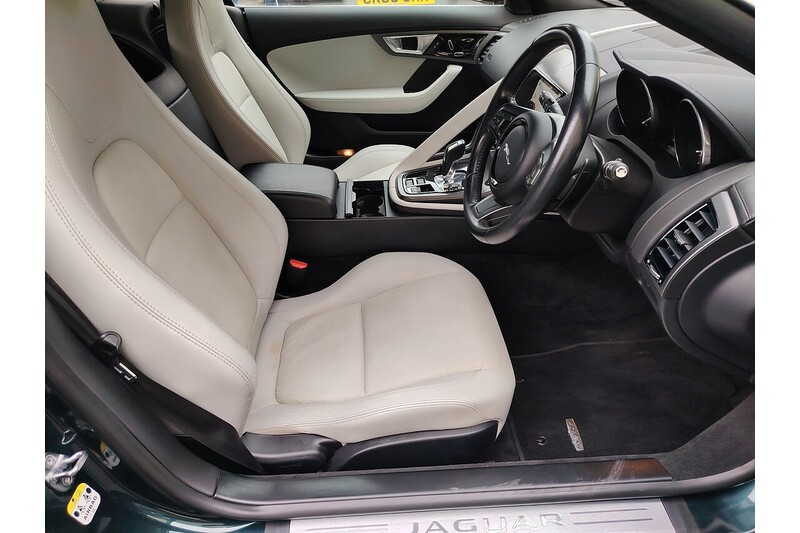 Used Jaguar F-Type 2015 for sale - 76353019: Photo 13