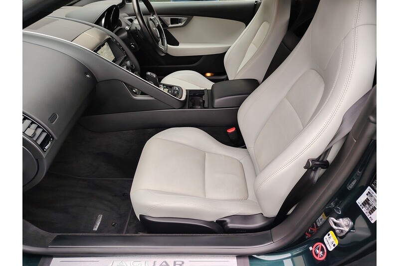 Used Jaguar F-Type 2015 for sale - 76353019: Photo 15