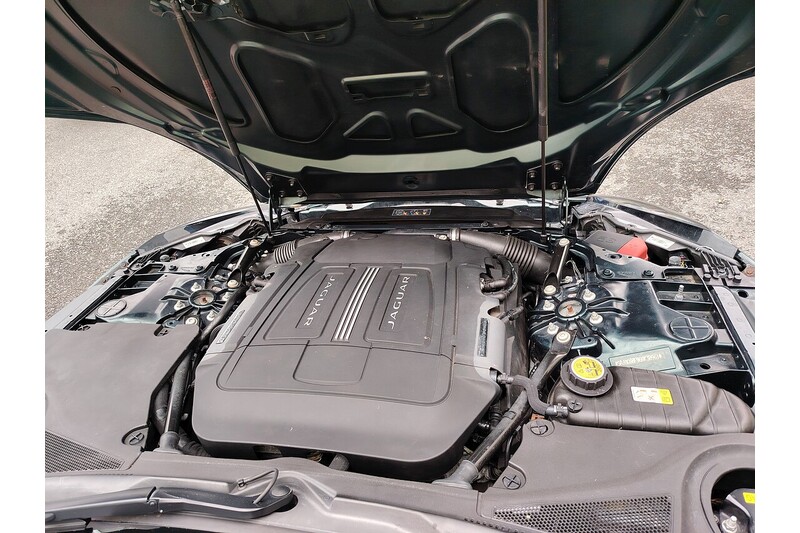 Used Jaguar F-Type 2015 for sale - 76353019: Photo 17