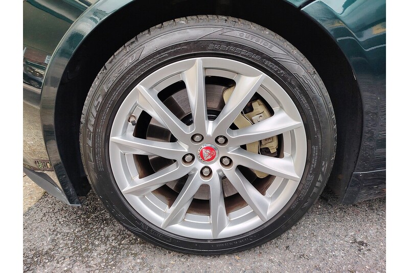 Used Jaguar F-Type 2015 for sale - 76353019: Photo 19