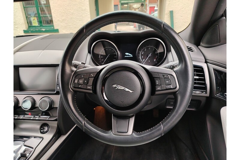 Used Jaguar F-Type 2015 for sale - 76353019: Photo 23