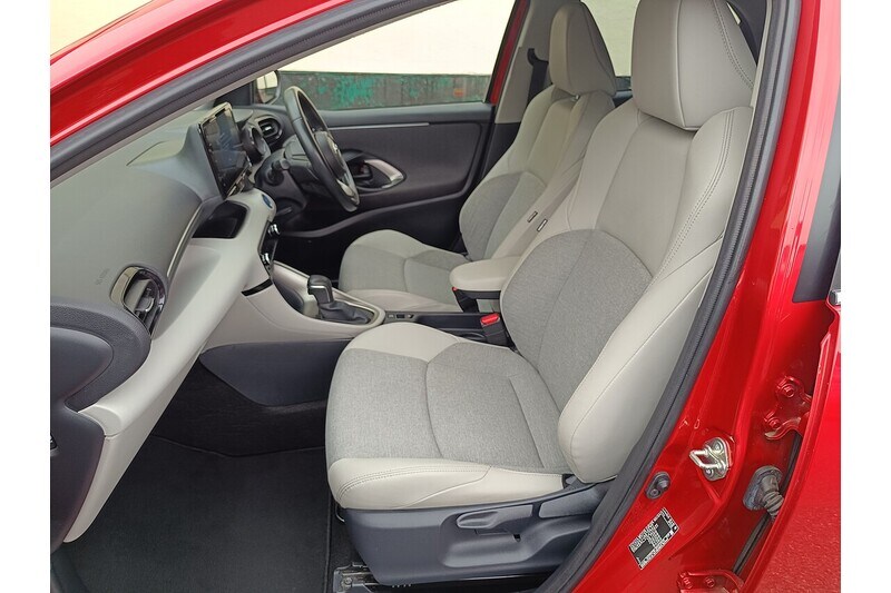 Used Toyota Yaris 2022 for sale - 76219750: Photo 12