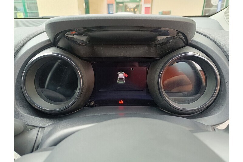 Used Toyota Yaris 2022 for sale - 76219750: Photo 23