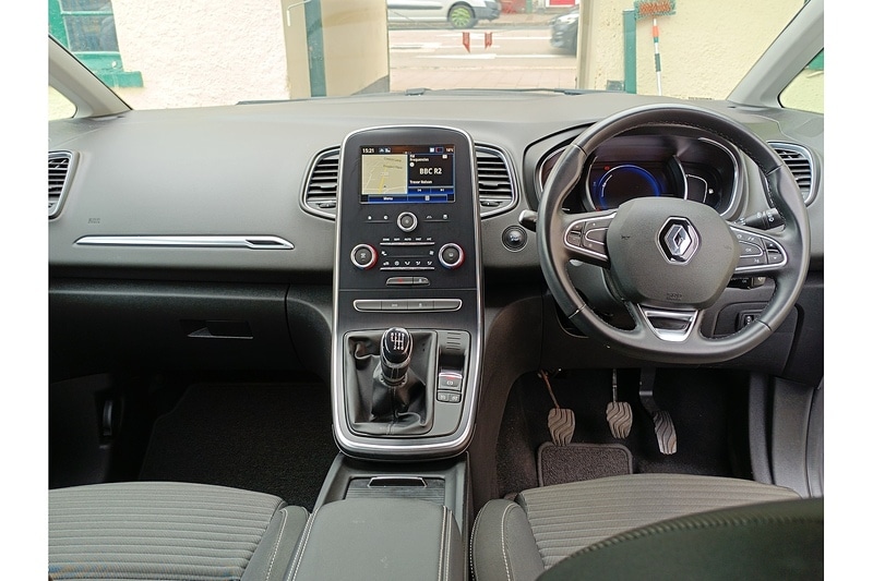 Used Renault Grand Scenic 2020 for sale - 76932148: Photo 15