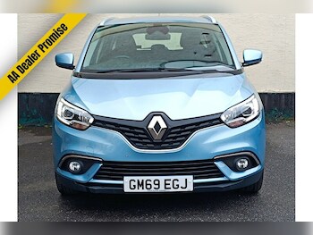 Used Renault Grand Scenic 2020 for sale - 76932148: Photo