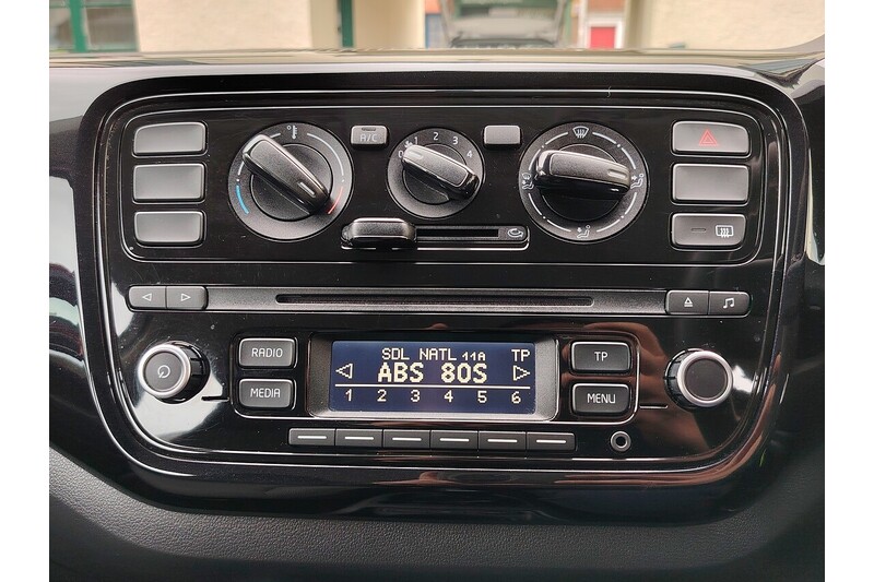 Used Volkswagen up! 2015 for sale - 76320286: Photo 32