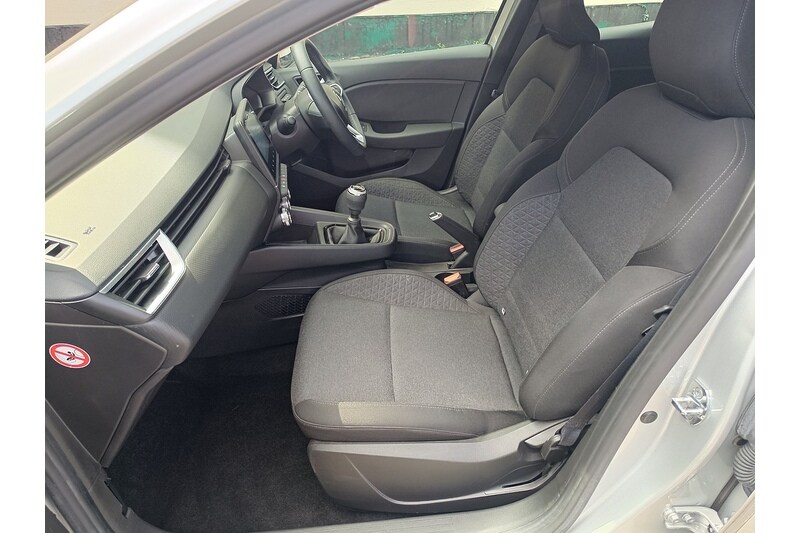 Used Renault Clio 2022 for sale - 76599930: Photo 14