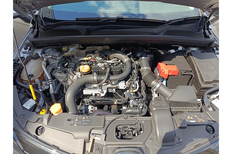 Used Renault Clio 2022 for sale - 76599930: Photo 19