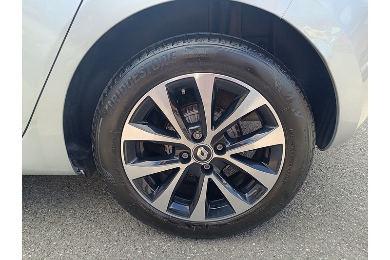 Used Renault Clio 2022 for sale - 76599930: Photo 21