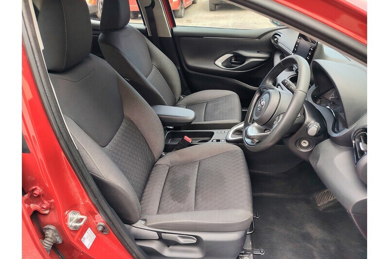 Used Toyota Yaris 2023 for sale - 78078875: Photo 13