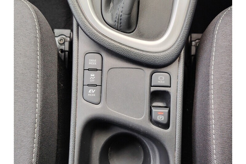 Used Toyota Yaris 2023 for sale - 78078875: Photo 34