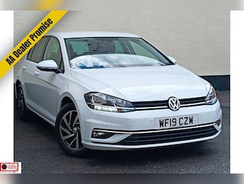 Used Volkswagen Golf 2019 for sale - 77365185: Photo