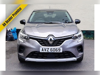 Used Renault Captur 2023 for sale - 79206642: Photo