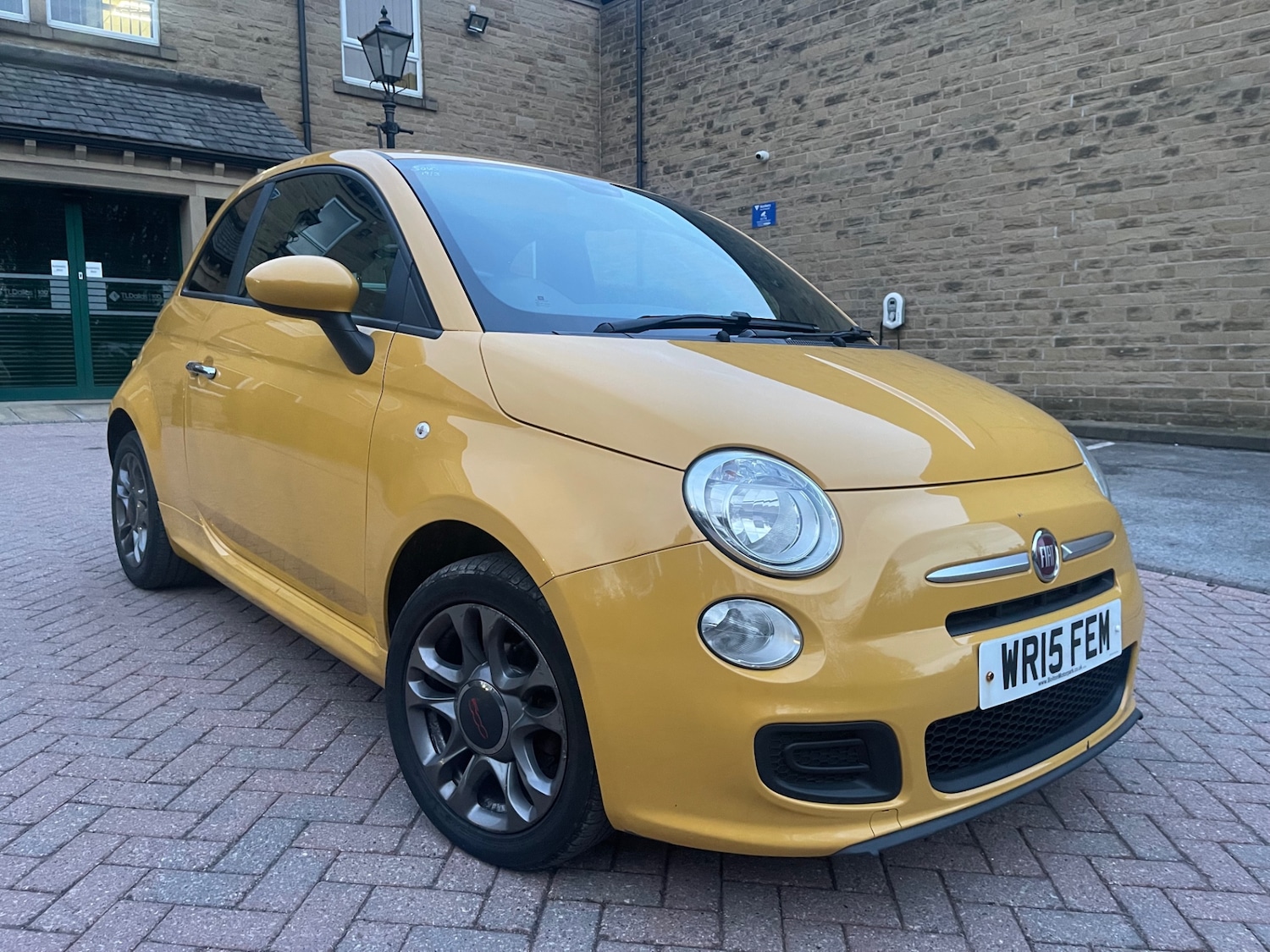 Used Fiat 500 2015 for sale - 77953661: Photo 3