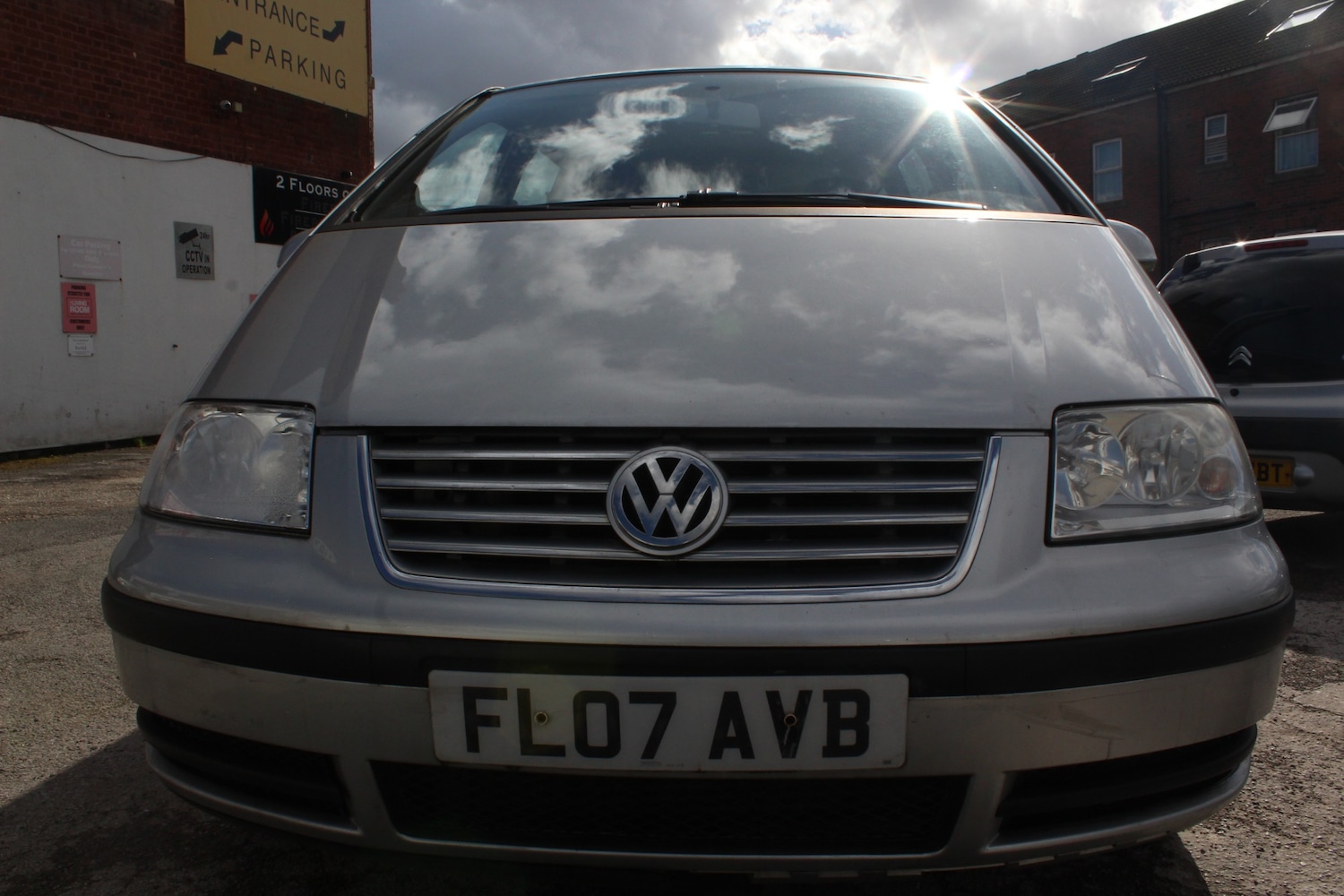 Used Volkswagen Sharan 2007 for sale - 77896174: Photo 2
