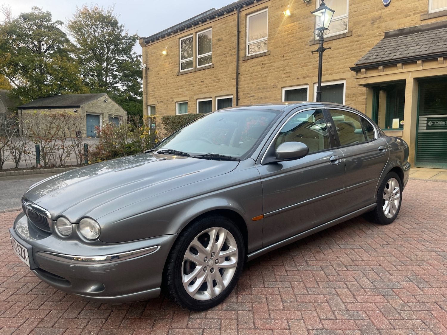 Used Jaguar X-Type 2003 for sale - 76445124: Photo 8