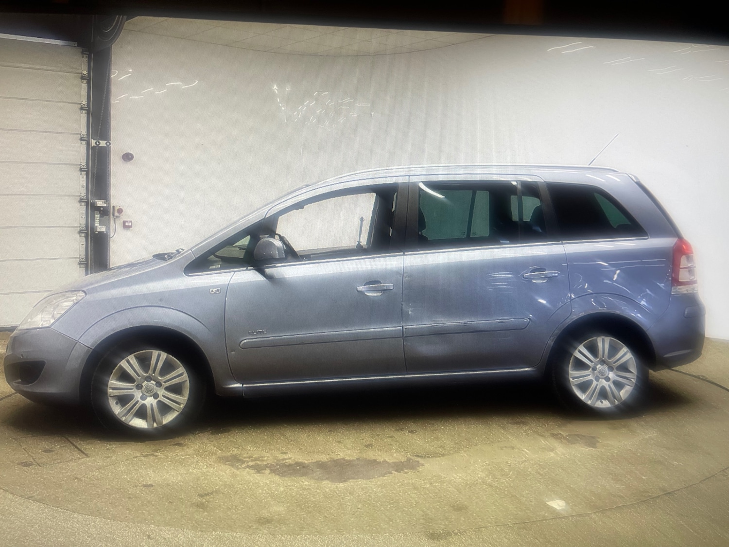 Used Vauxhall Zafira 2011 for sale - 77953722: Photo 5