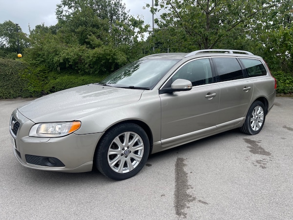 Used Volvo V70 2010 for sale - 75463282: Photo 13