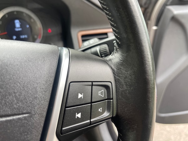 Used Volvo V70 2010 for sale - 75463282: Photo 28