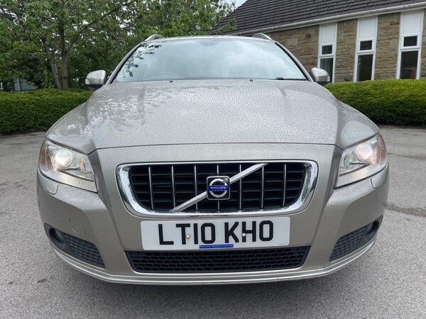 Used Volvo V70 2010 for sale - 75463282: Photo 3
