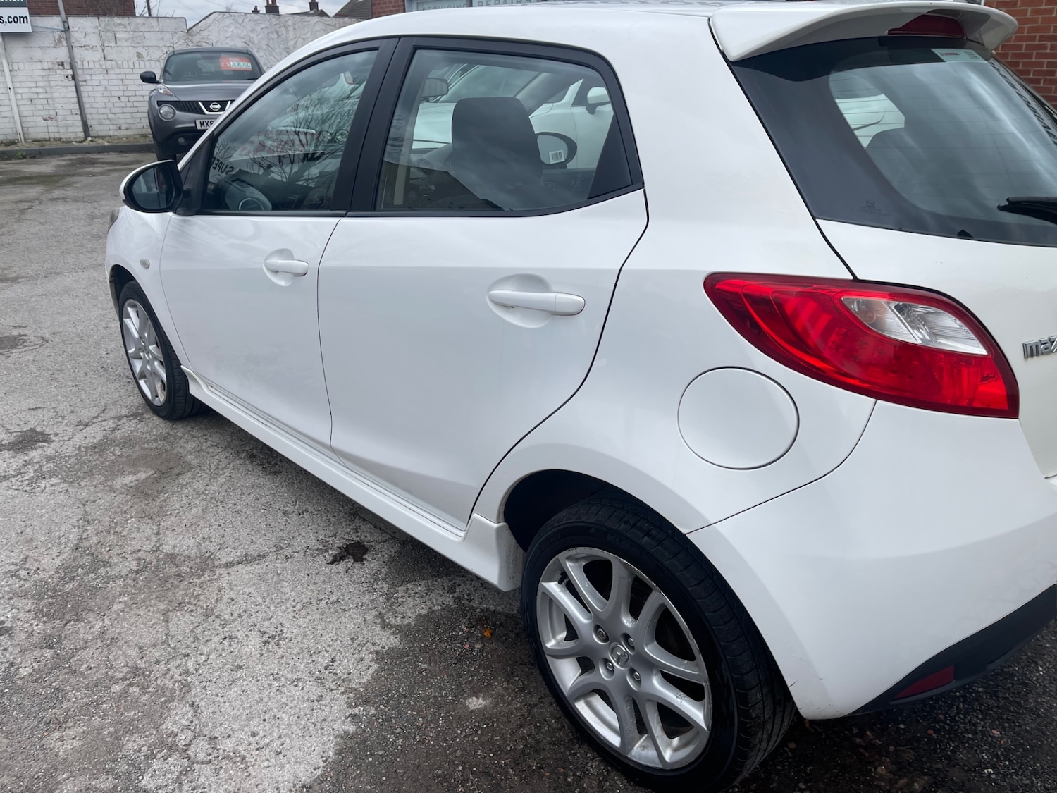 Used Mazda Mazda2 2011 for sale - 77592416: Photo 10