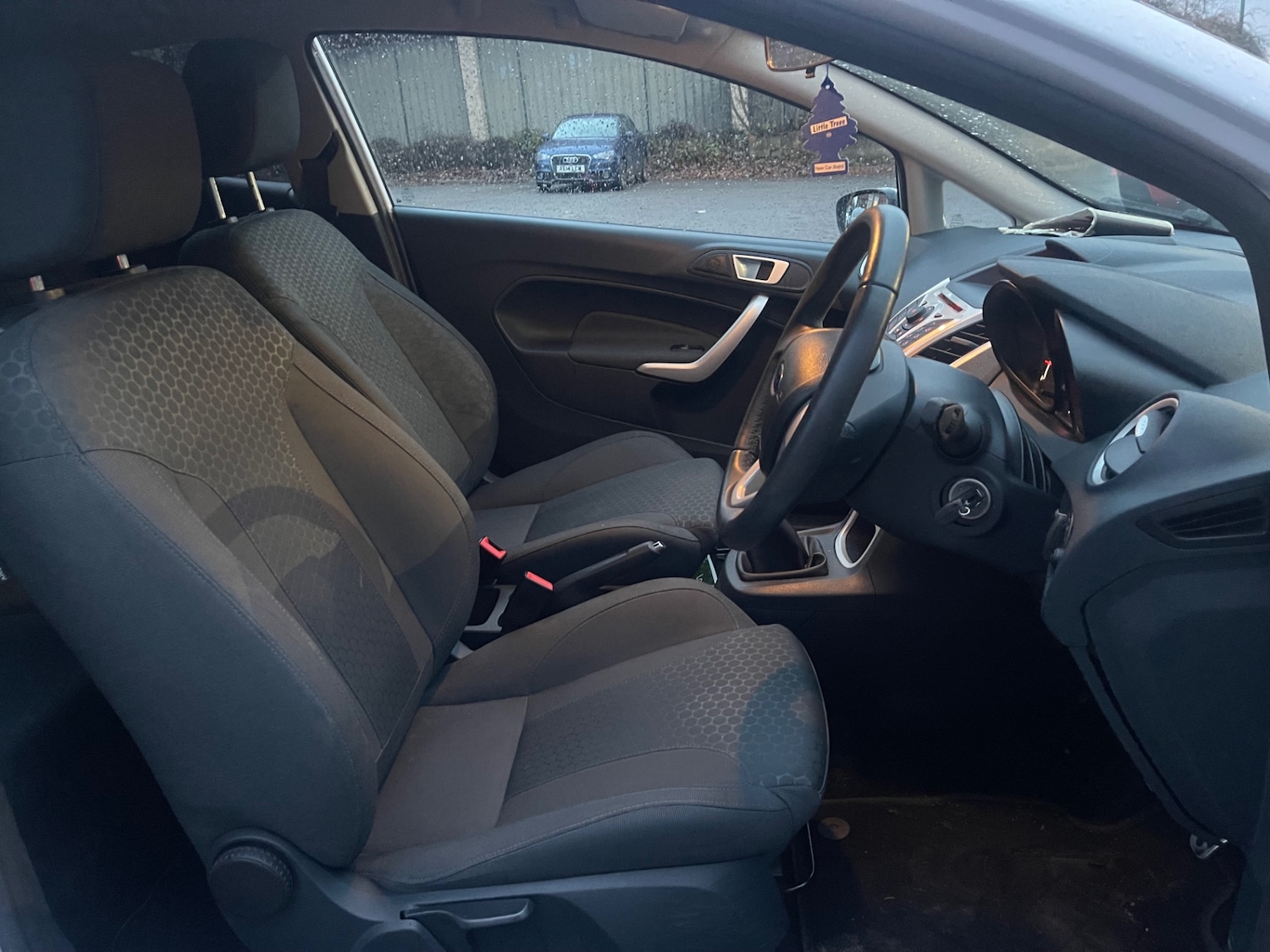 Used Ford Fiesta 2012 for sale - 76560660: Photo 17