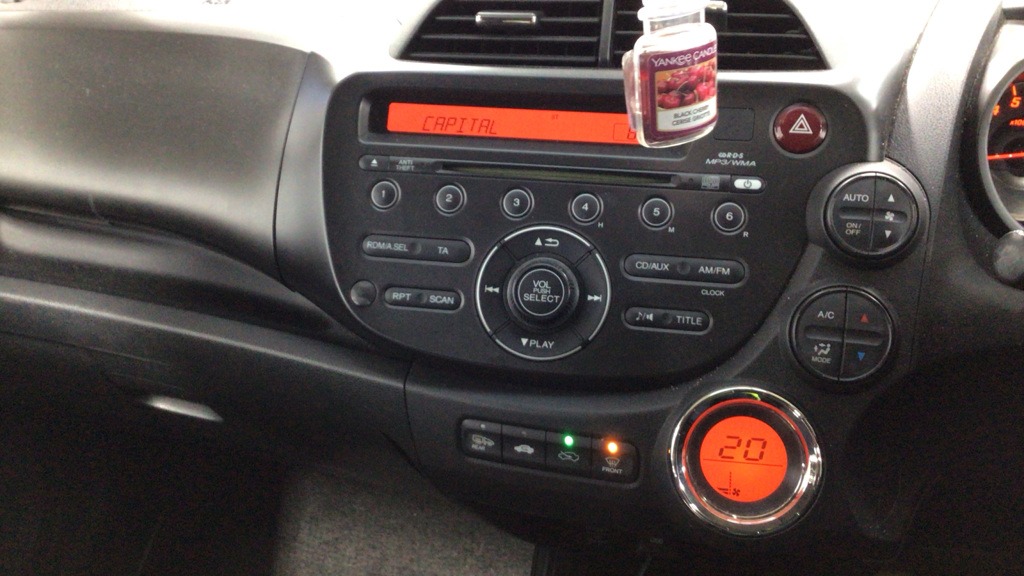 Used Honda Jazz 2011 for sale - 77096832: Photo 12