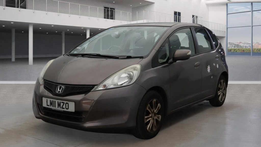 Used Honda Jazz 2011 for sale - 77096832: Photo 4