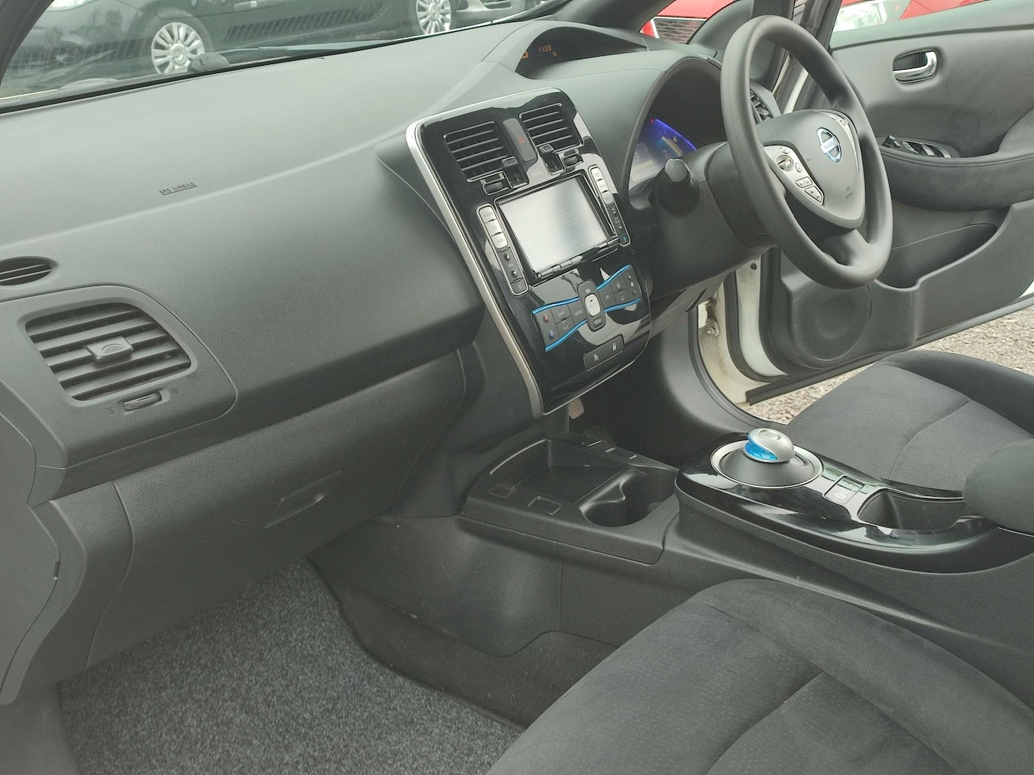 Used Nissan Leaf 2017 for sale - 77593111: Photo 25