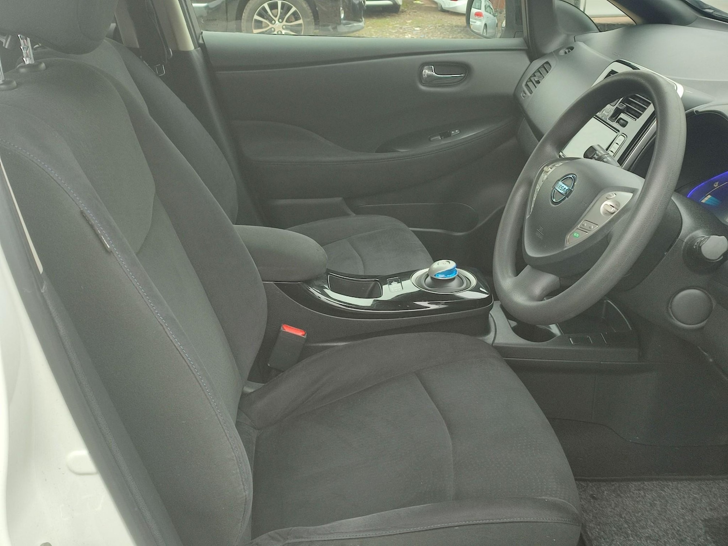 Used Nissan Leaf 2017 for sale - 77593111: Photo 32