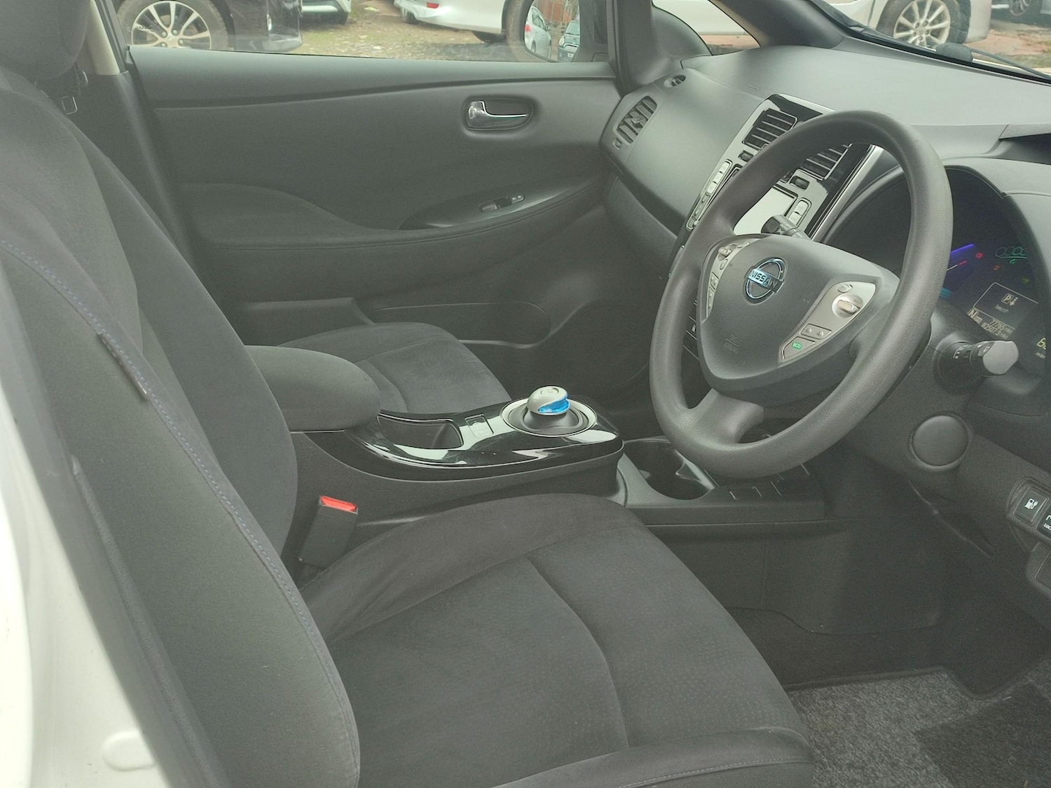 Used Nissan Leaf 2017 for sale - 77593111: Photo 33