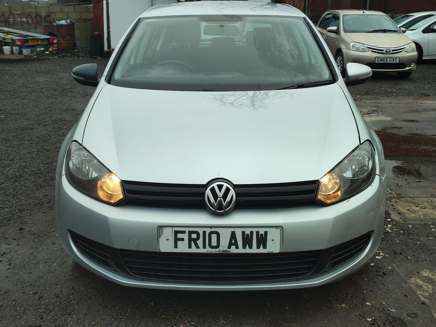 Used Volkswagen Golf 2010 for sale - 77539086: Photo 2