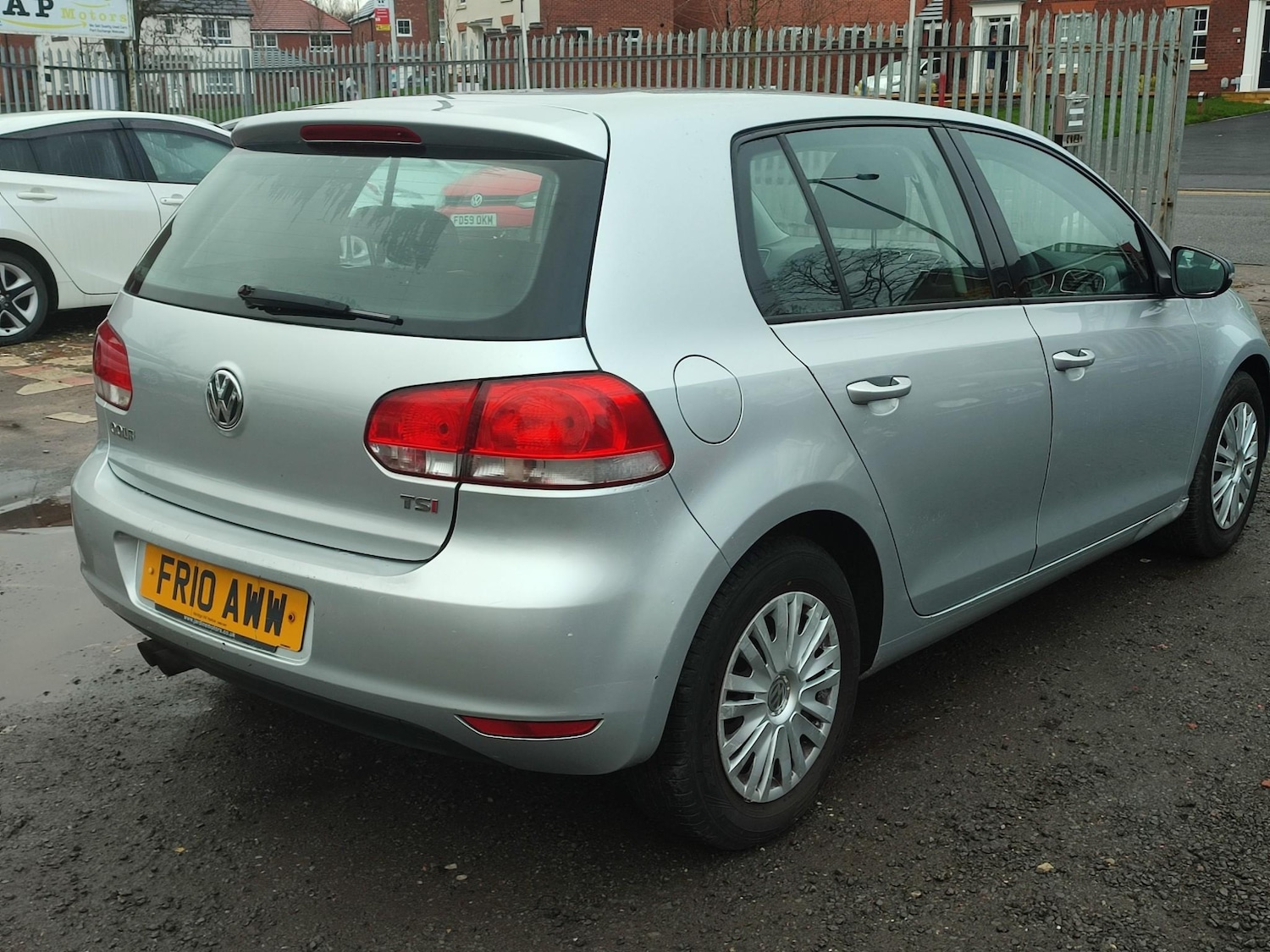 Used Volkswagen Golf 2010 for sale - 77539086: Photo 7