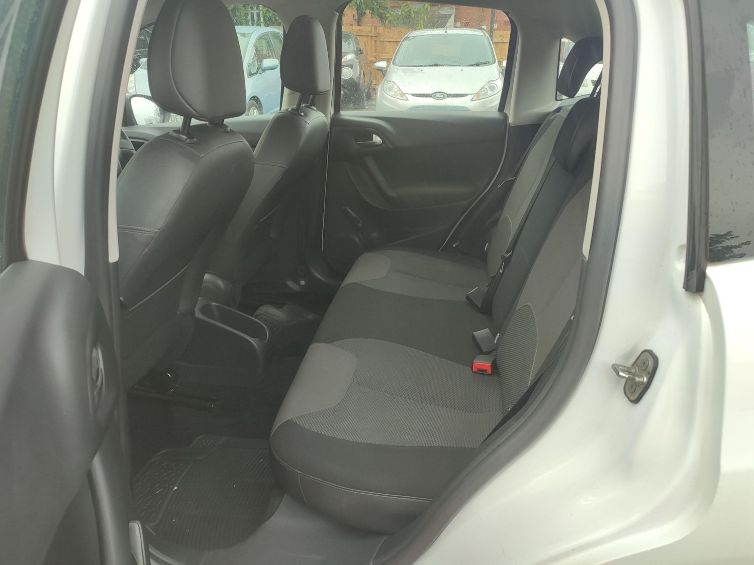 Used Citroen C3 2013 for sale - 76659299: Photo 29